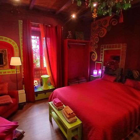 Suite d'Artista Calcata Esterno foto